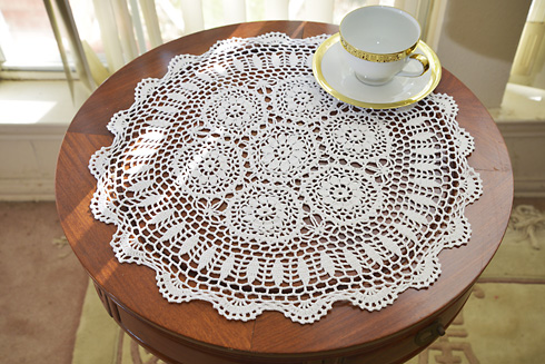 White color Crochet Round Table Top. 18" Round. (2 pieces)